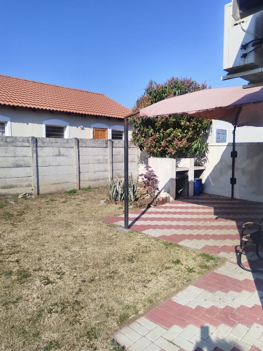 2 Bedroom Property for Sale in Brits North West